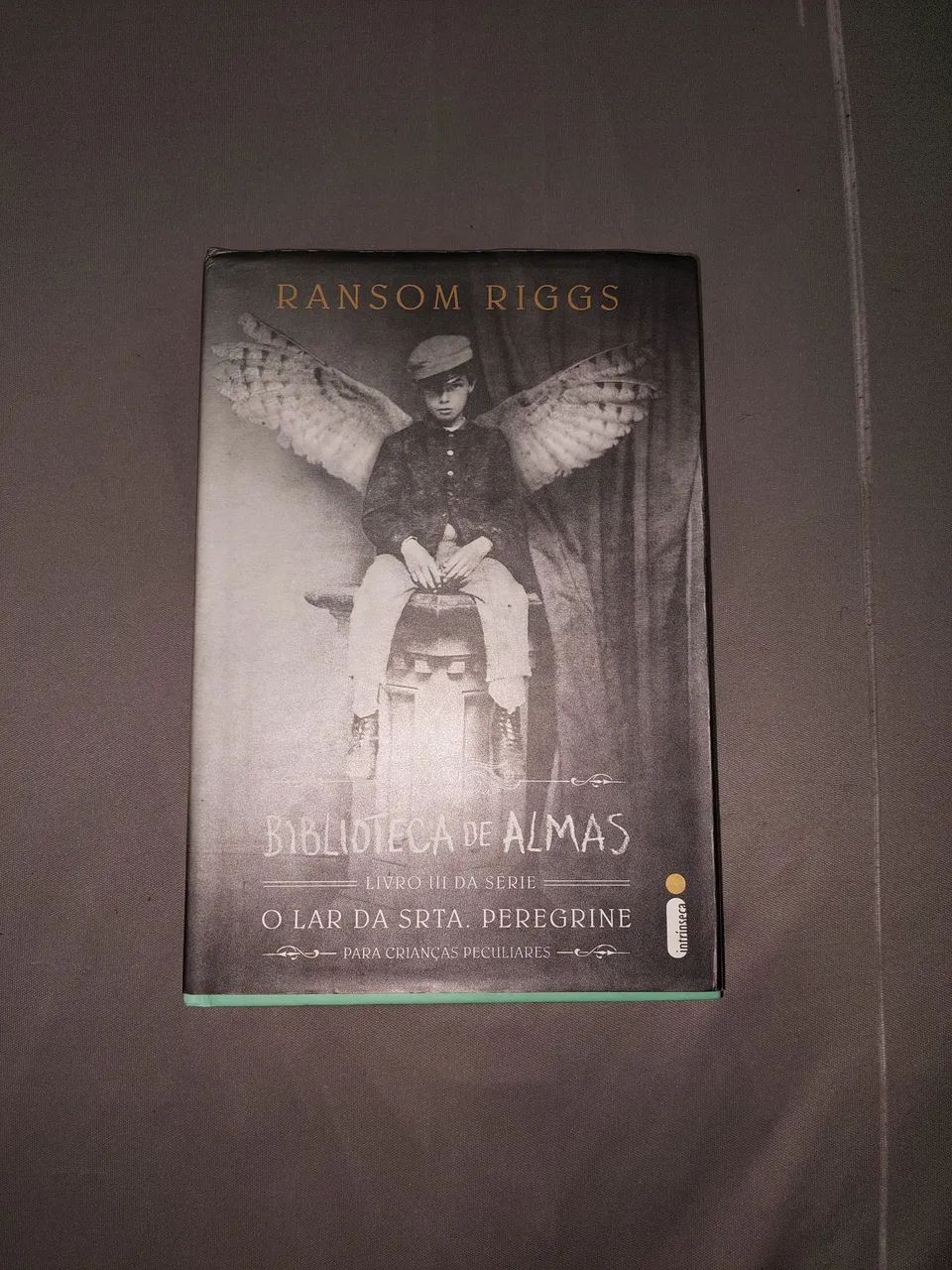 Coleção O Lar da Srta. Peregrine para Crianças Peculiares - Ransom Riggs - Foto 4