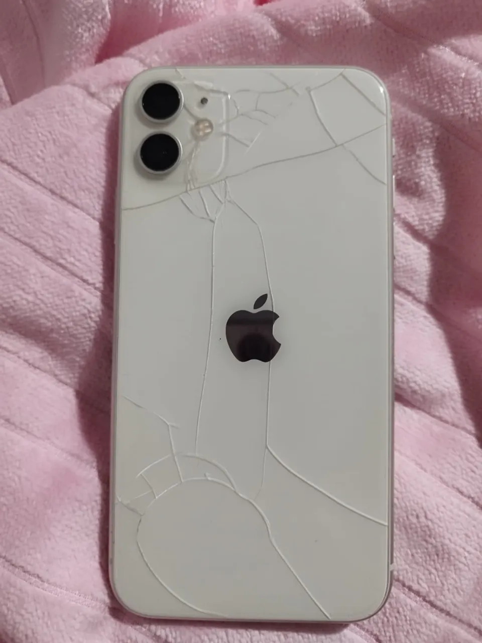Vendo ou troco iPhone 11