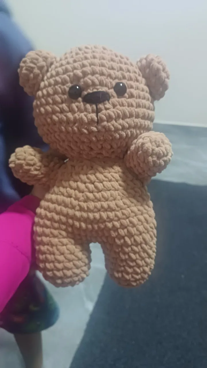 Ursinho de crochê artesanal