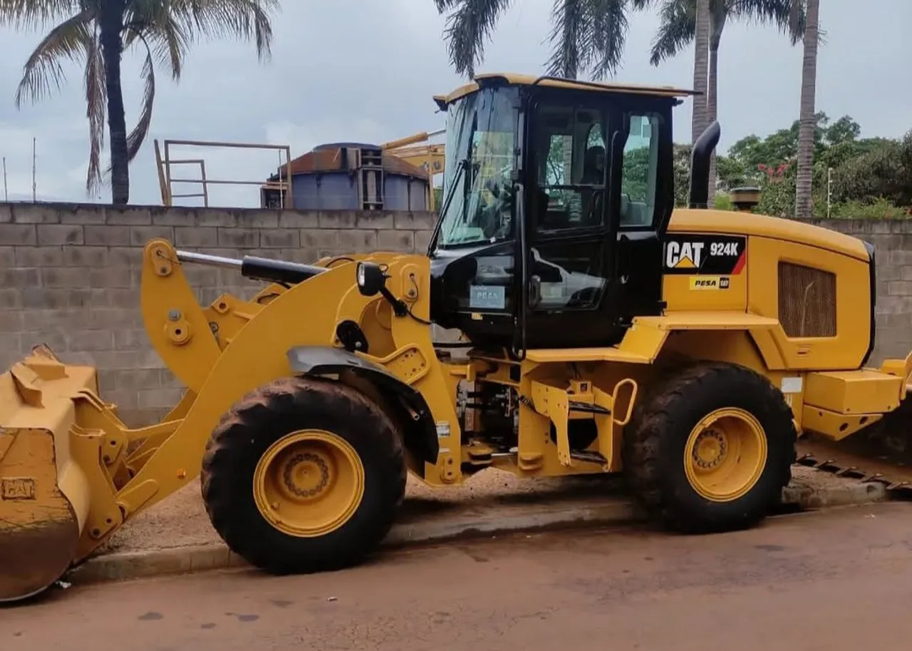 Pá Carregadeira Caterpillar 924K