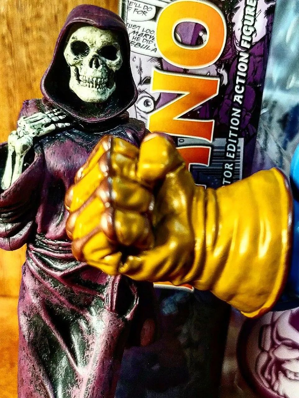 Thanos e Lady Death, Marvel Select - Foto 4