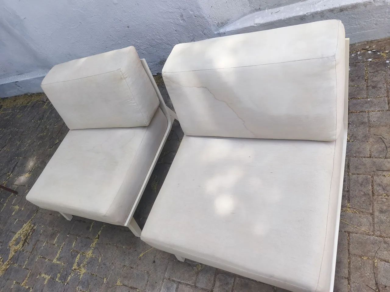 2 large armchairs64960525293825120