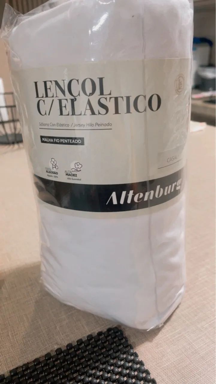 Vendo Lençol casal com Elástico Altenburg Branco 