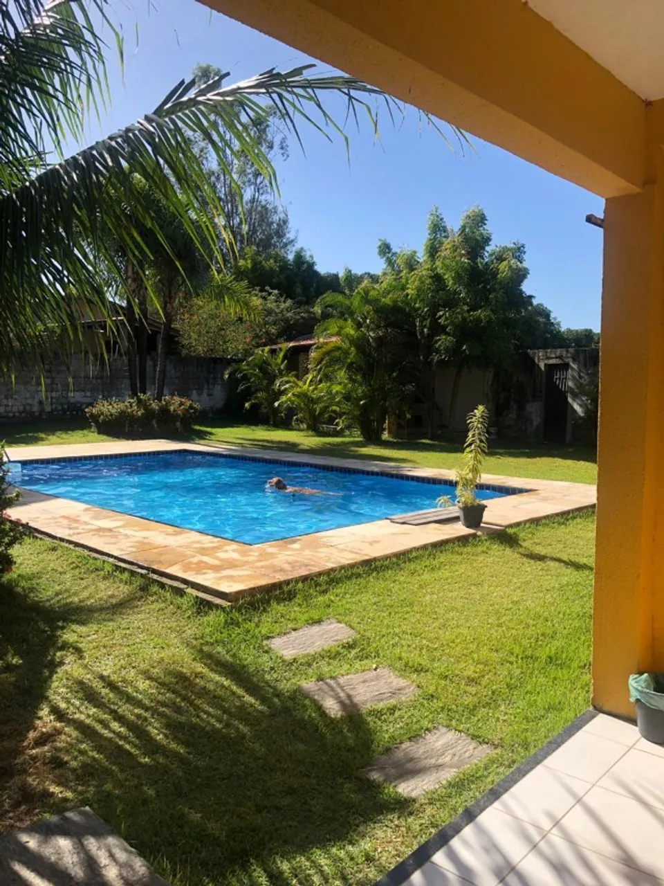 Sítio no Eusébio Para Locação (Wifi, 4 Quartos, 6 Banheiros, 12 Vagas de Garagem...)