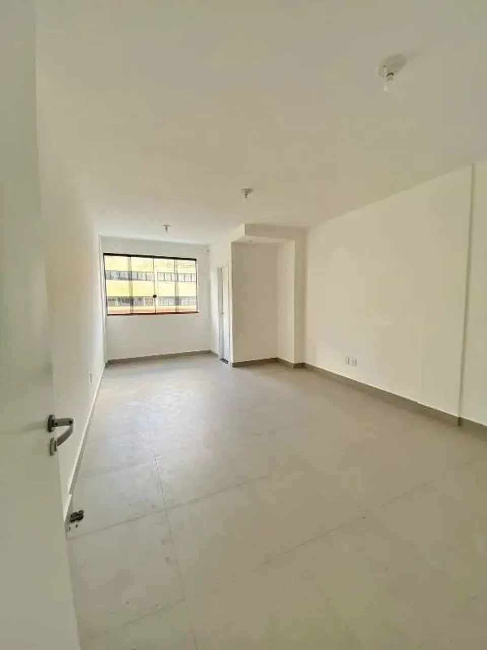 Sala Comercial para aluguel, Glória - Contagem/MG