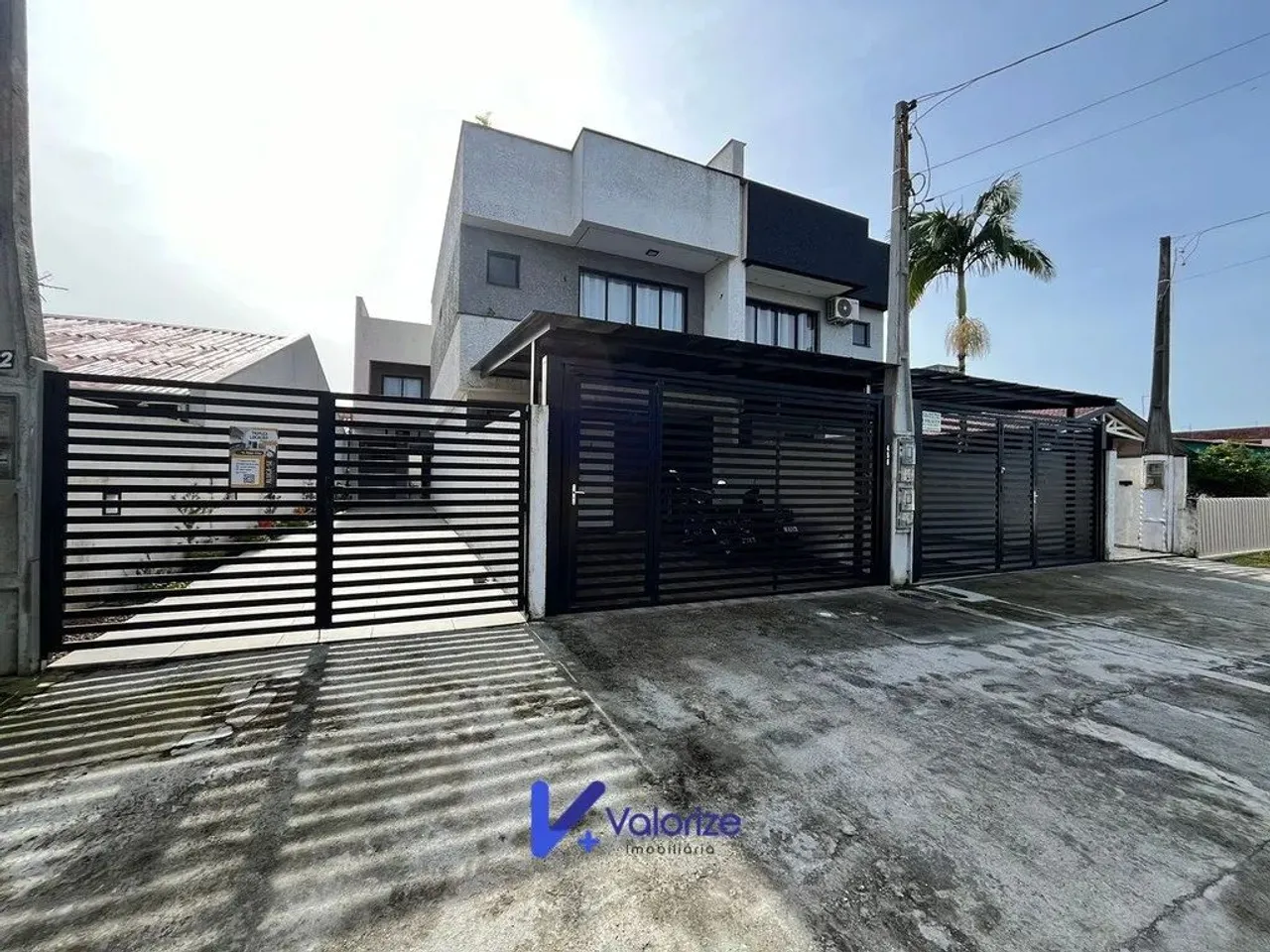 Triplex 4 quartos Suíte Faixa Mar Praia de Leste