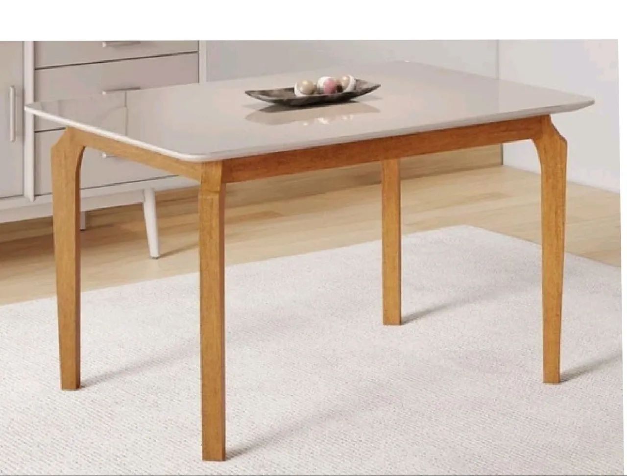 Mesa de Jantar Elegante, Tampo com vidro Off White, Pés em Madeira