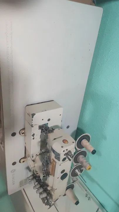 Galoneira Industrial Singer - Foto 3