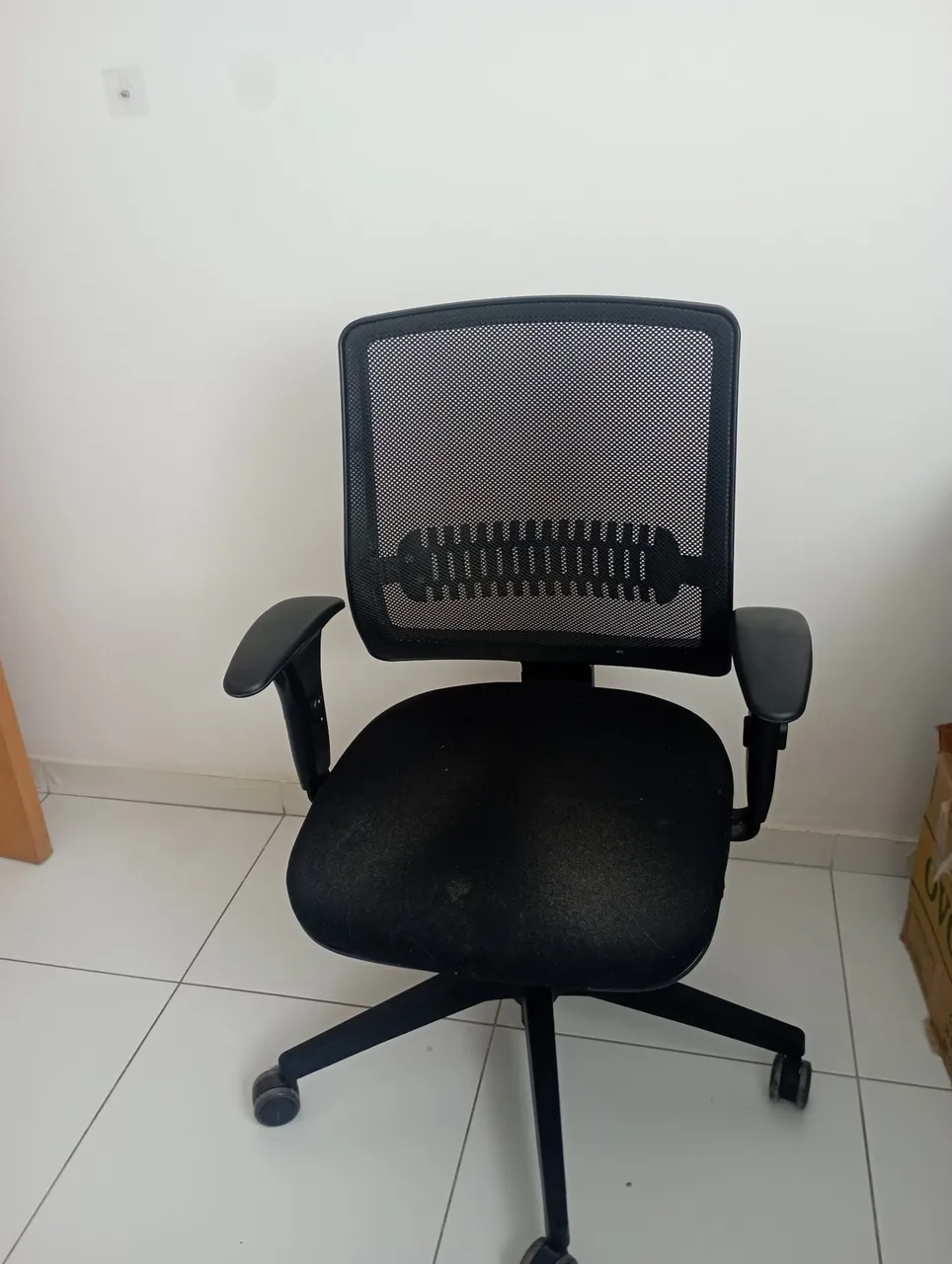Cadeira de Escritório Preta Ergonômica Flexform