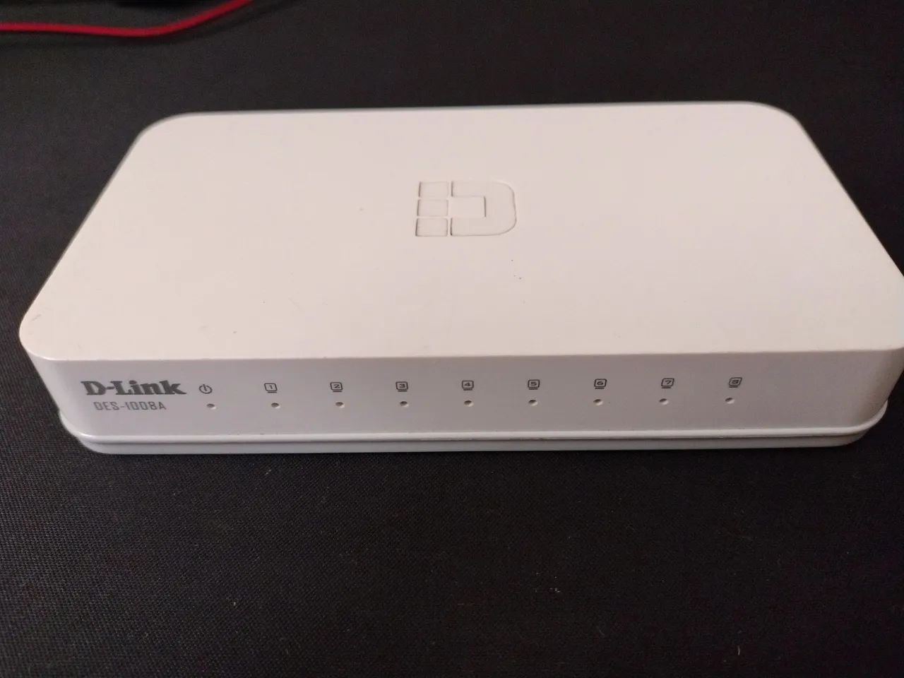 Switch D-Link DES-1008A