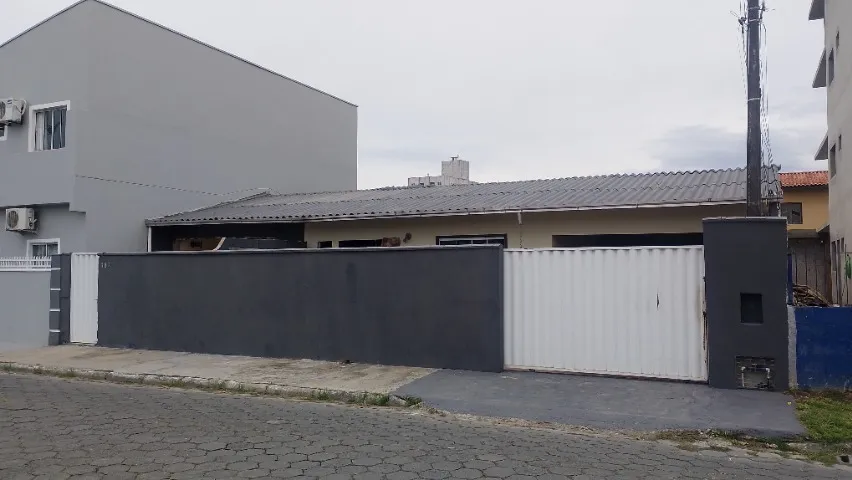 Casa na praia de Navegantes