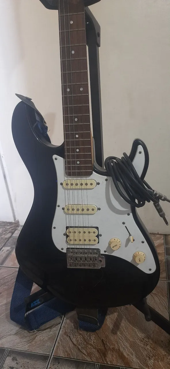 Guitarra Elétrica Preta yamaha pacífica