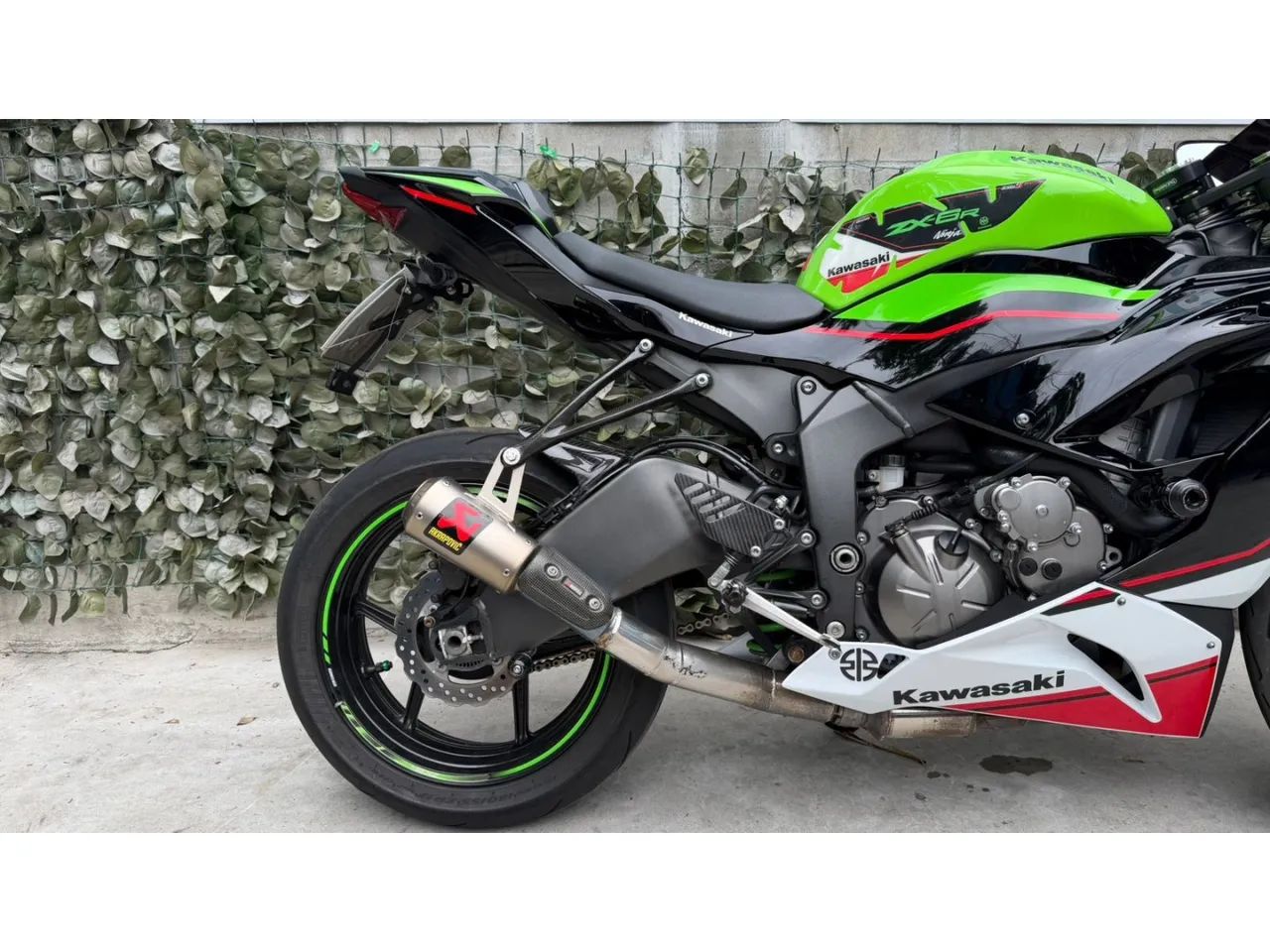 Kawasaki Zx-6r 636cc 2021 - 1445583157 | OLX