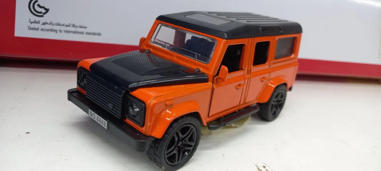 Land Rover Defender escala 1/32 - Foto 2