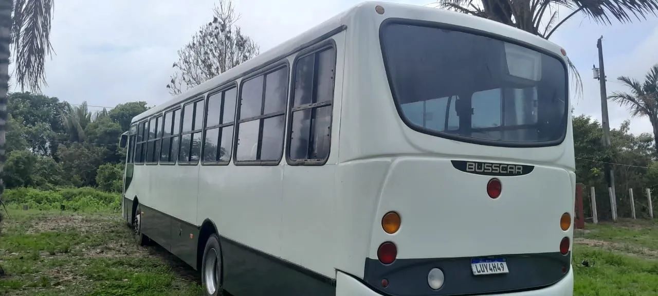 Ônibus  em ótimo estado