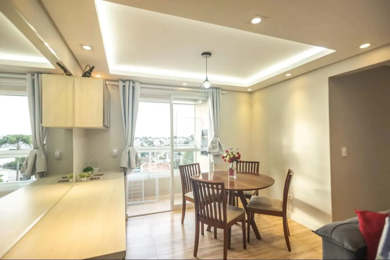 Apartamento para locação com face norte Santa Quitéria Curitiba/PR