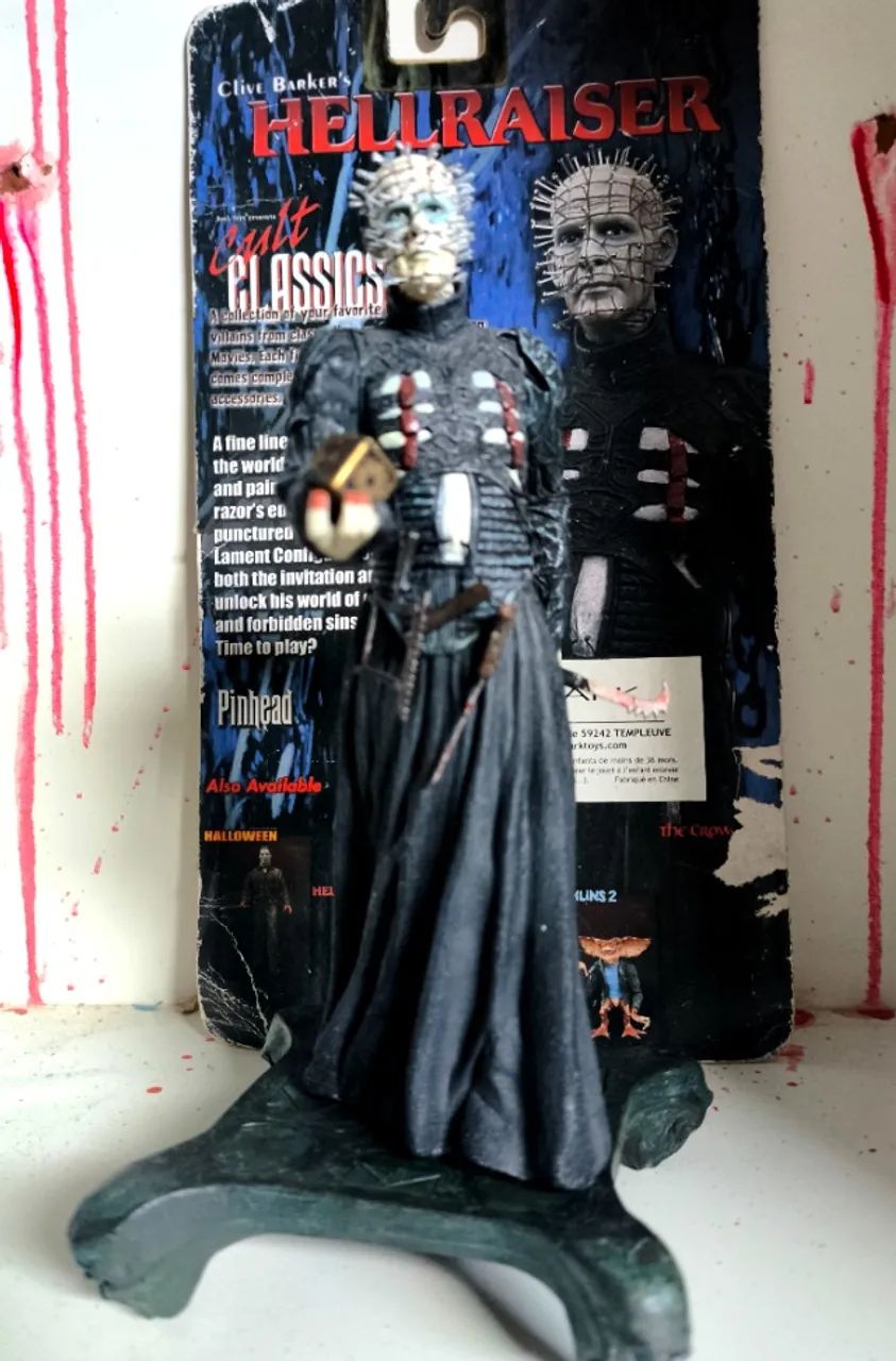 Pinhead + base pilar baf- Hellraiser Cult Classics Icon - Neca - 2009