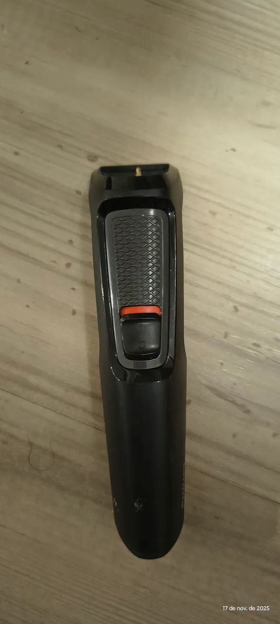 Aparelho de barbear depilar Philips - somente o corpo do aparelho e cabo de carregamento 