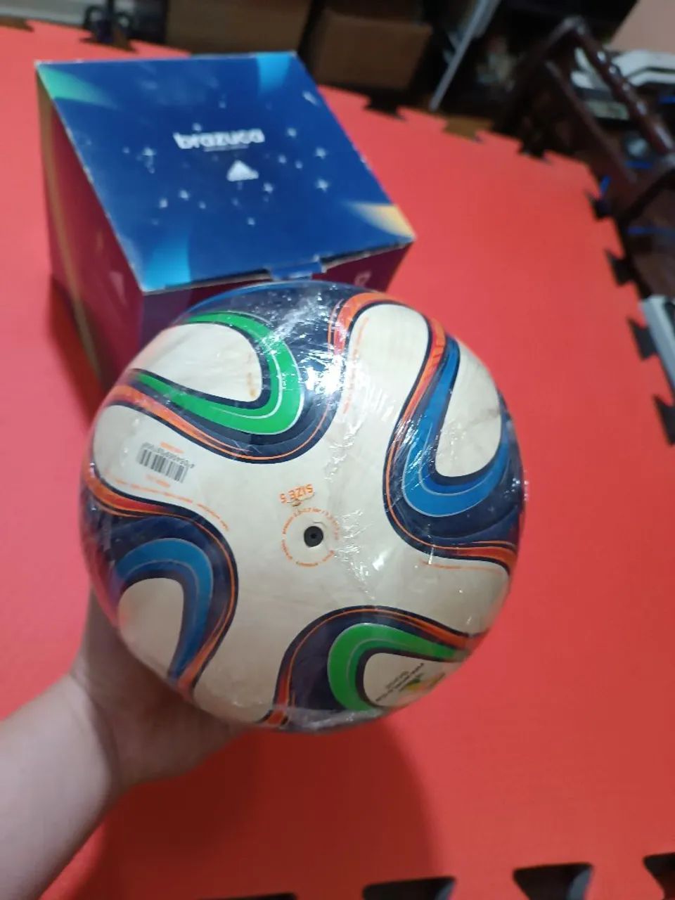 Bola de futebol da Copa 2014 Brasil nova com caixa - Foto 5