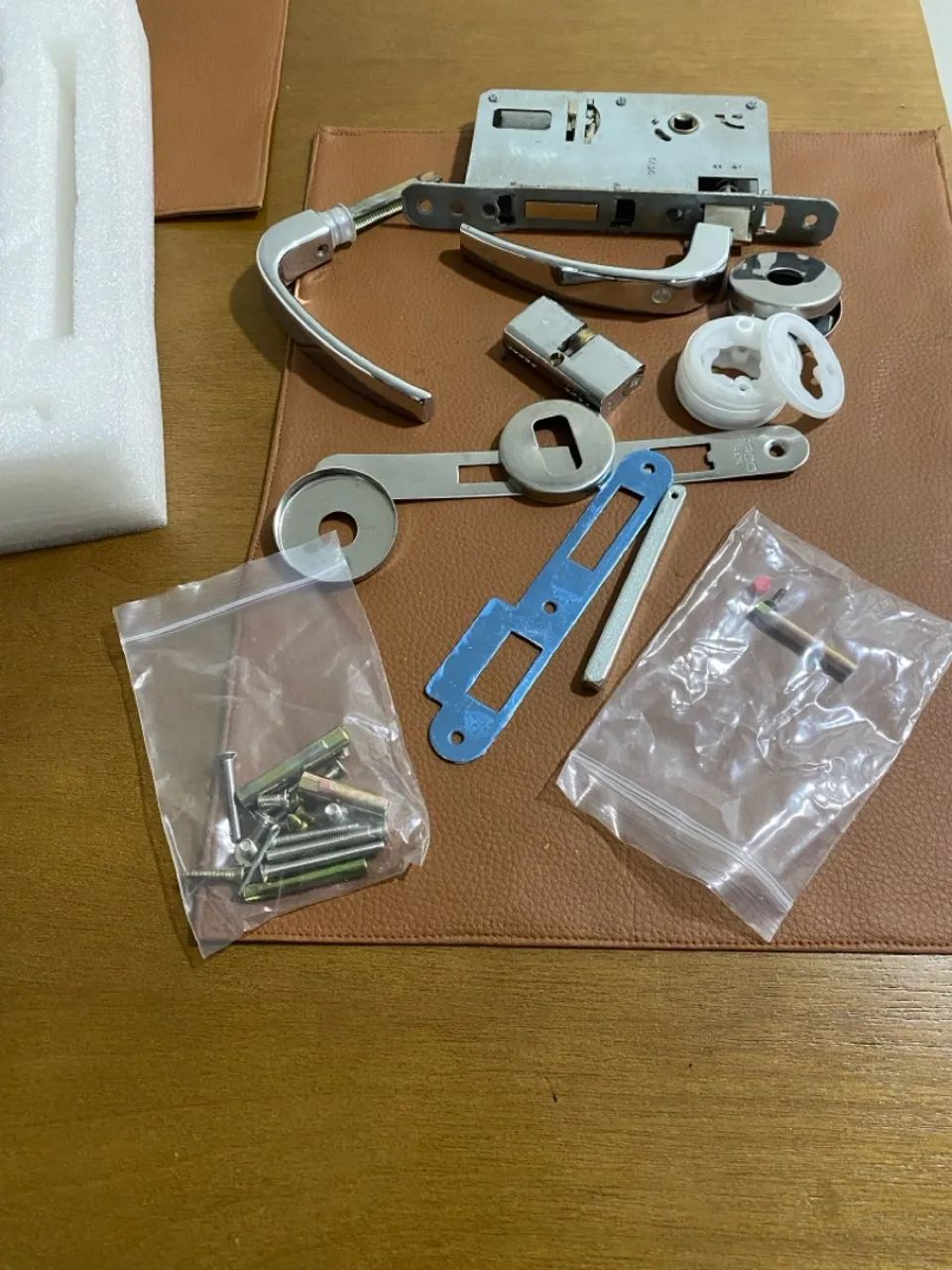 Maçaneta com fechadura para porta - Foto 3