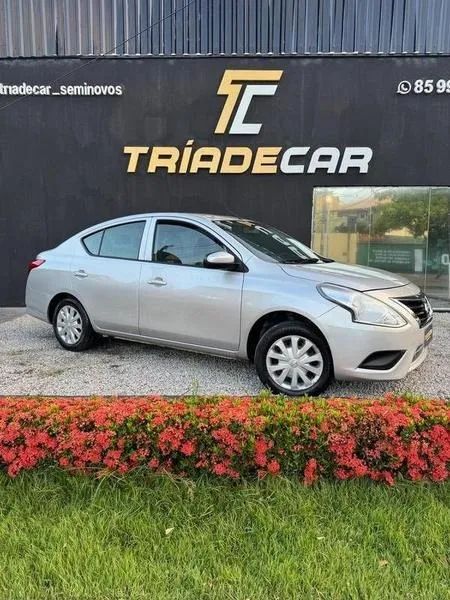 Nissan Versa 2021
