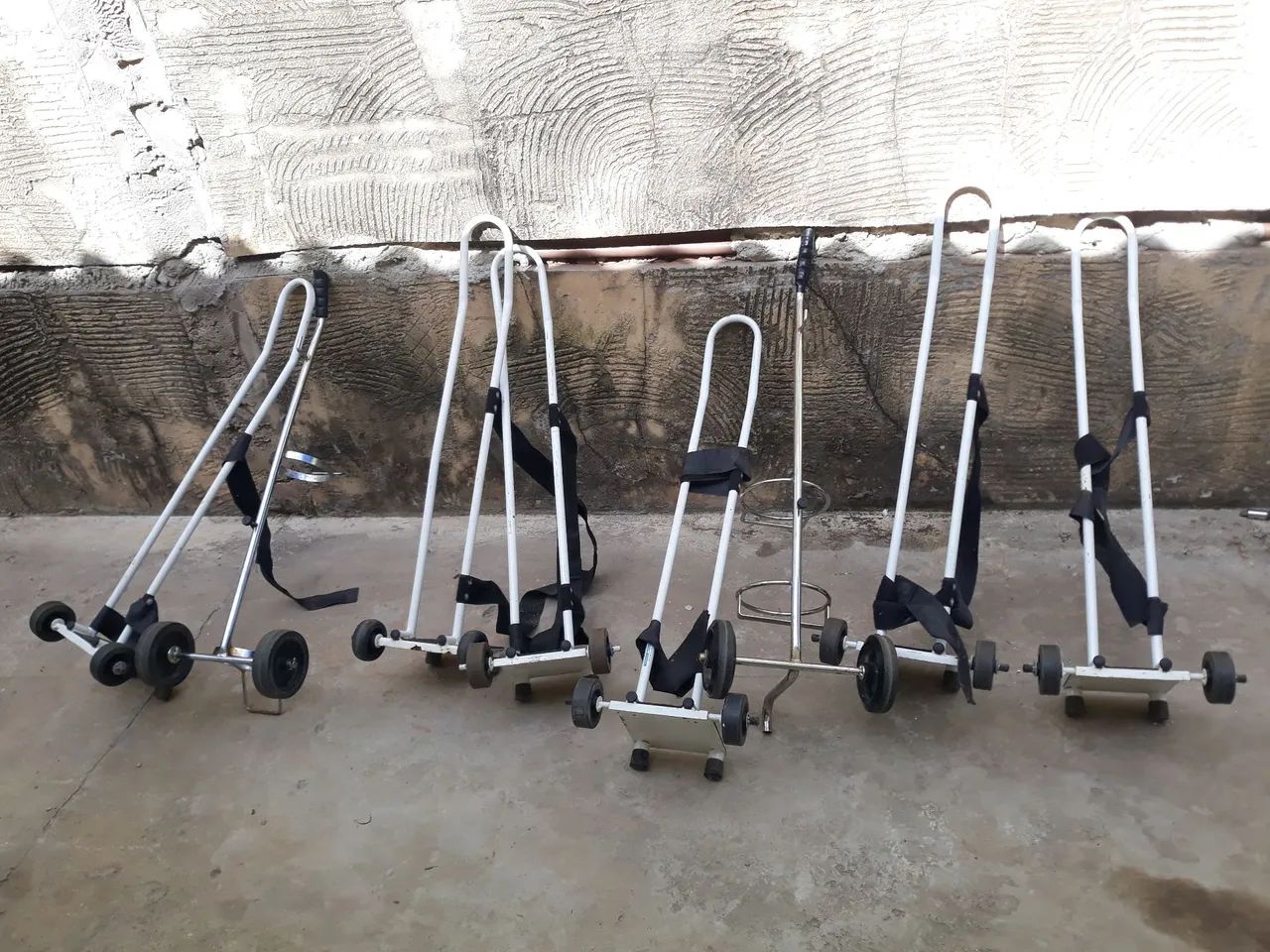 Carrinhos de mão para transporte de cilindros - Foto 2