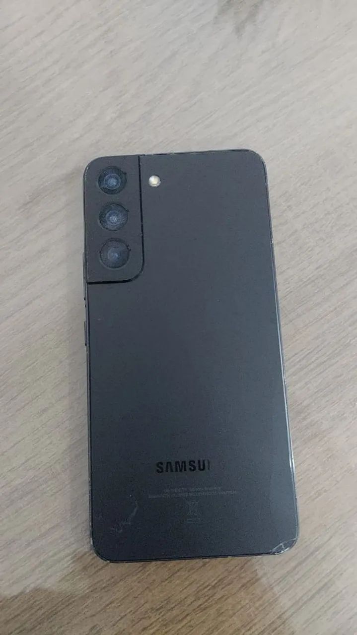 Vendo s22 com display  queimado