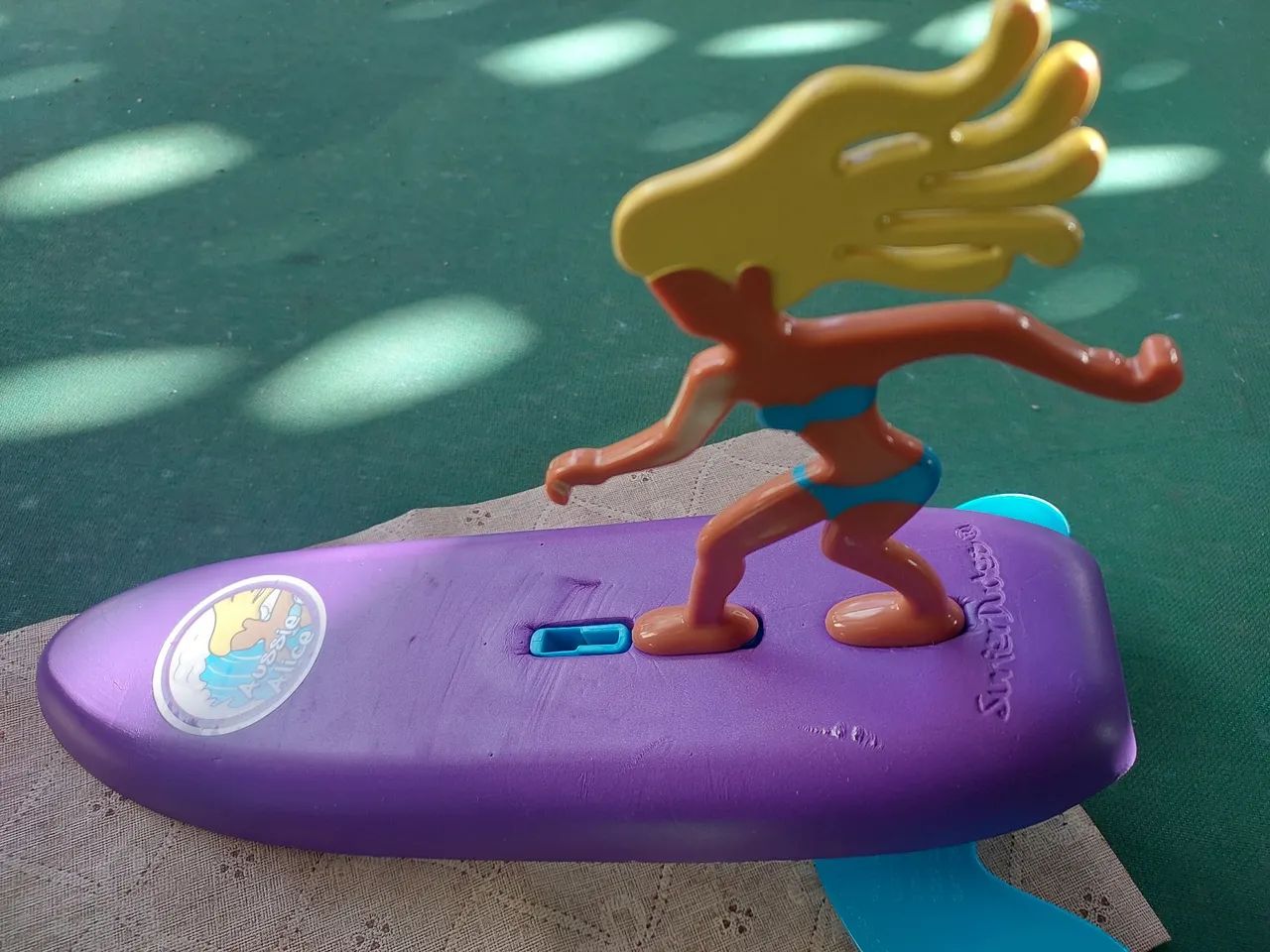 Surfista con prancha
