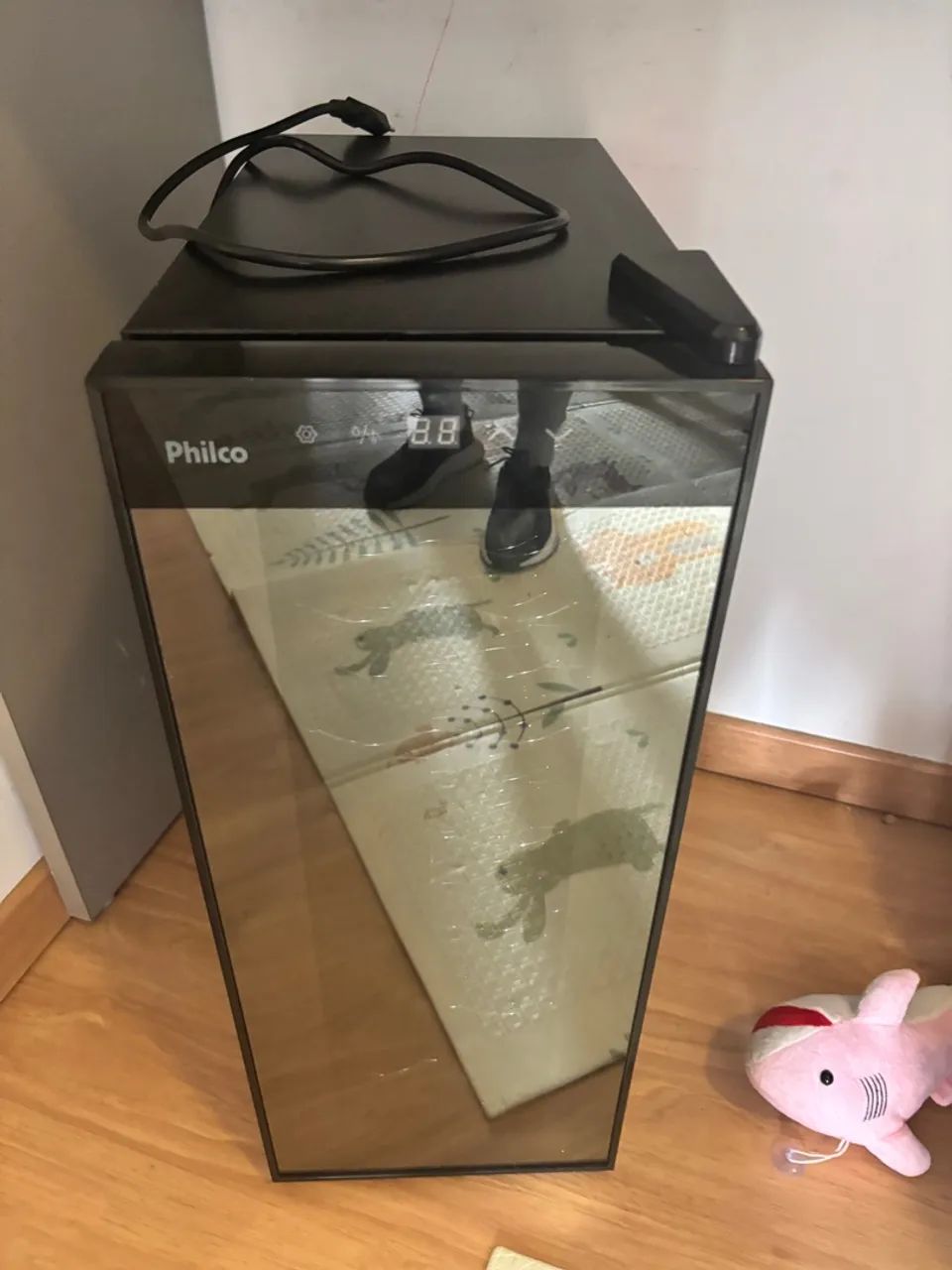 Adega Philco nova 12 garrafas 