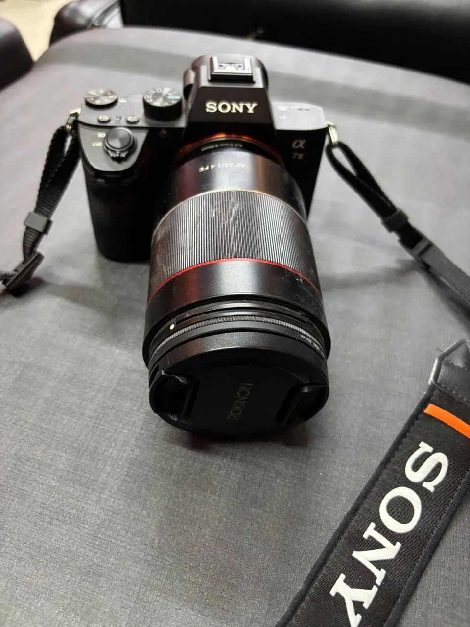Sony A7III é Lente Rokinon 35mm F1.4 - Foto 2