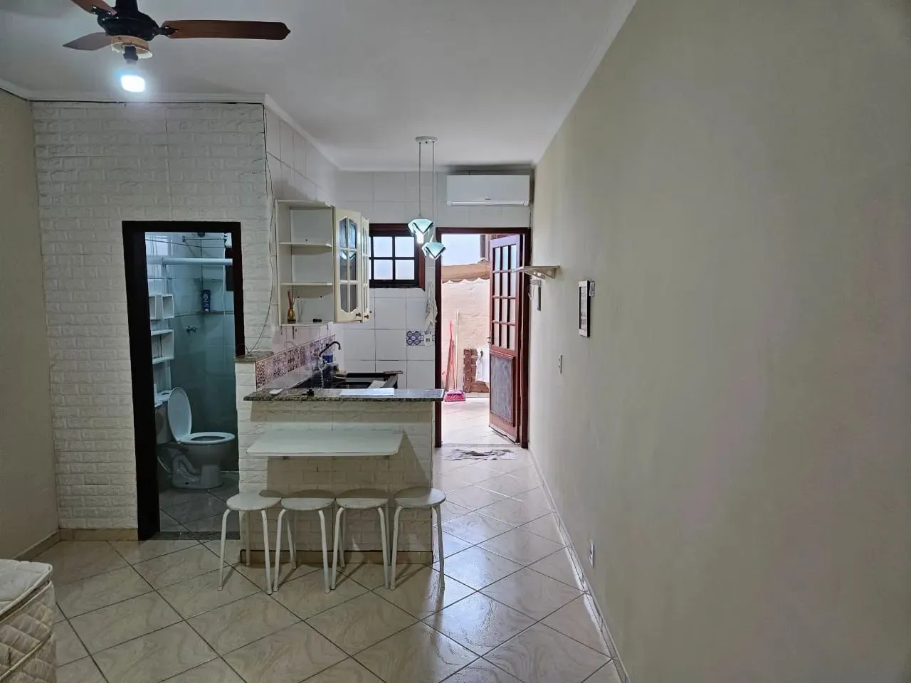 Imóvel para aluguel com 40 metros quadrados com 1 quarto em Indaiá - Caraguatatuba - SP