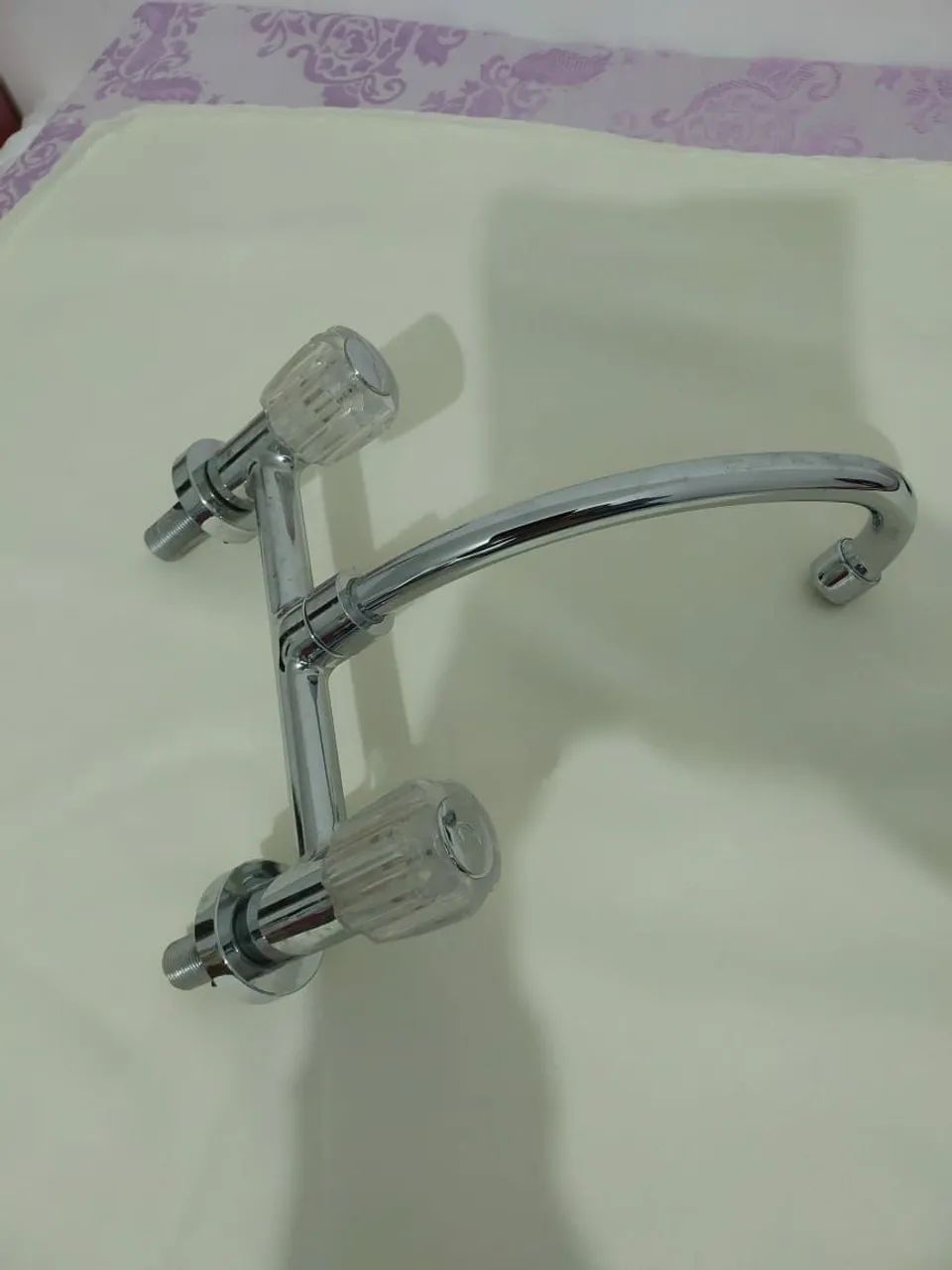 Torneira dupla64850235183617122