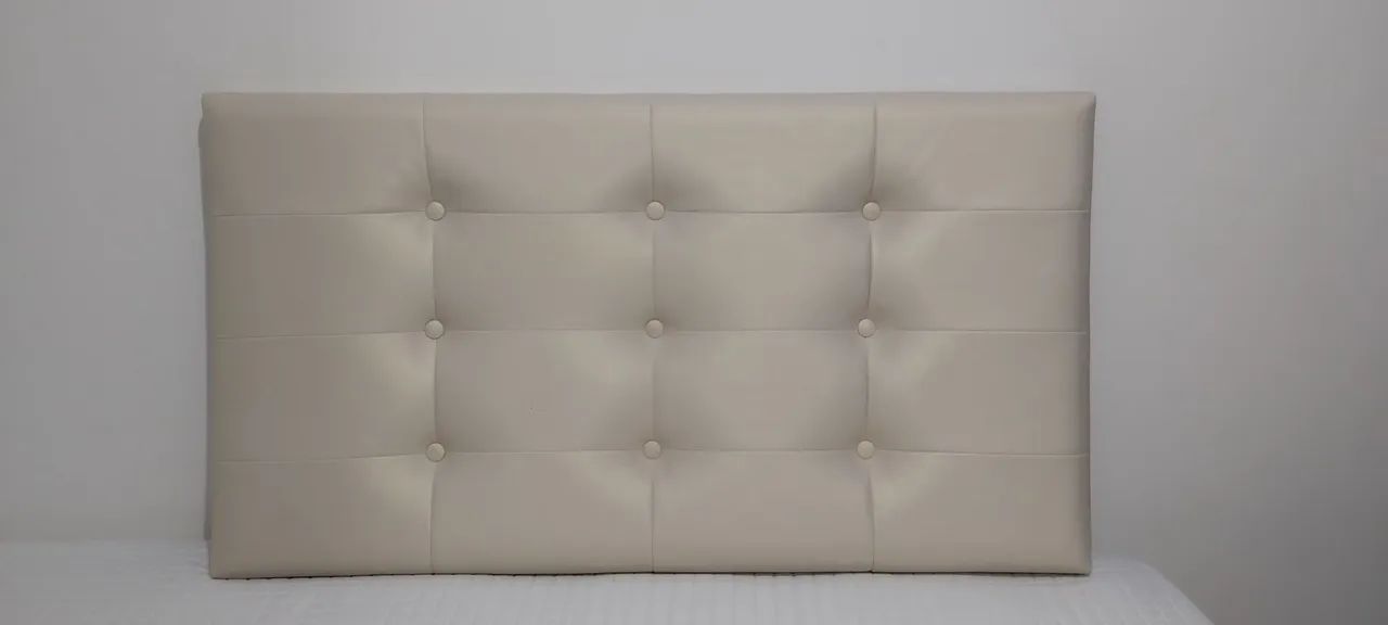 Cabeceira estofada para cama de SOLTEIRO