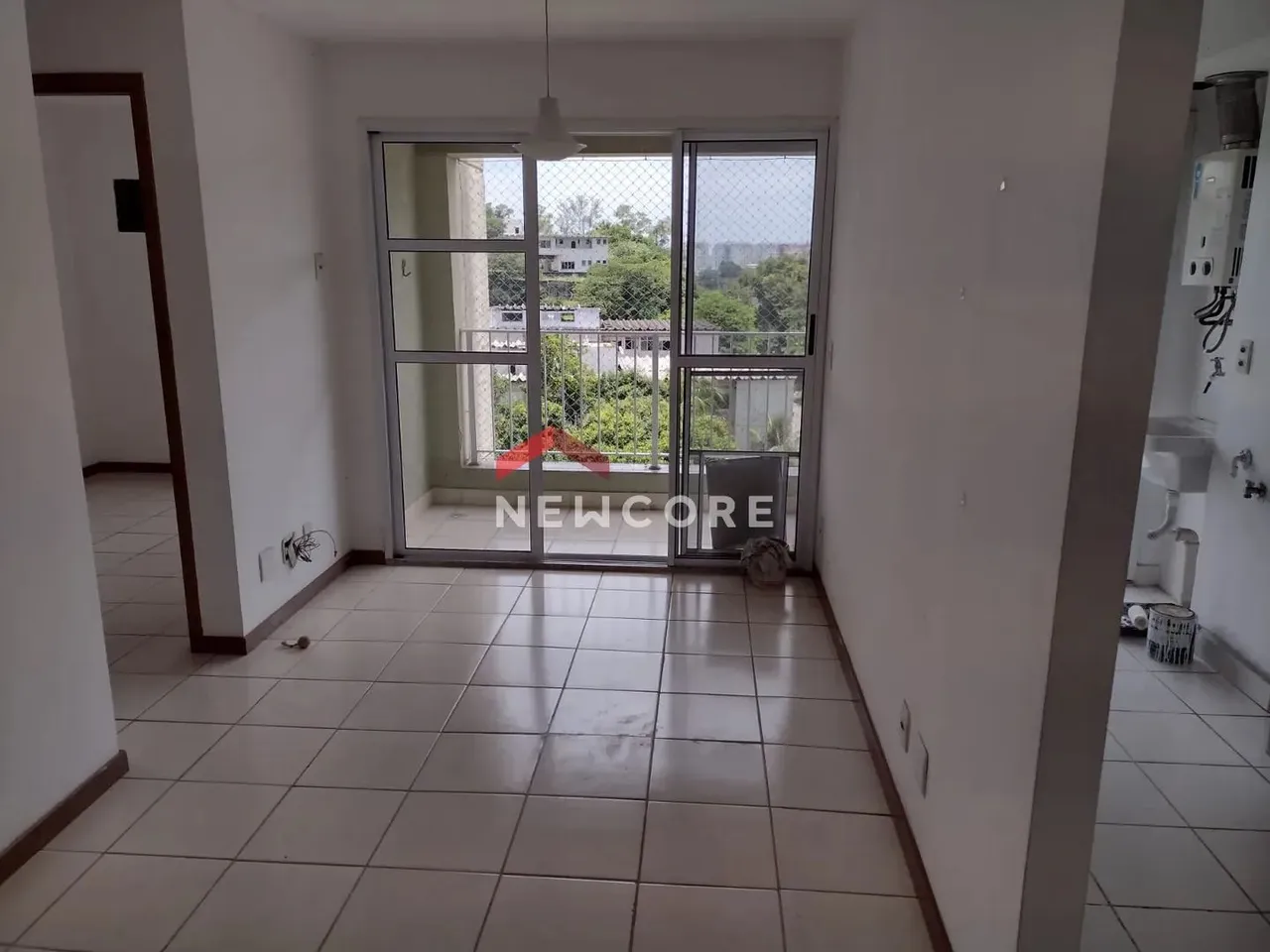 Apartamento em Estrada dos Bandeirantes - Jacarepaguá - Rio de Janeiro/RJ