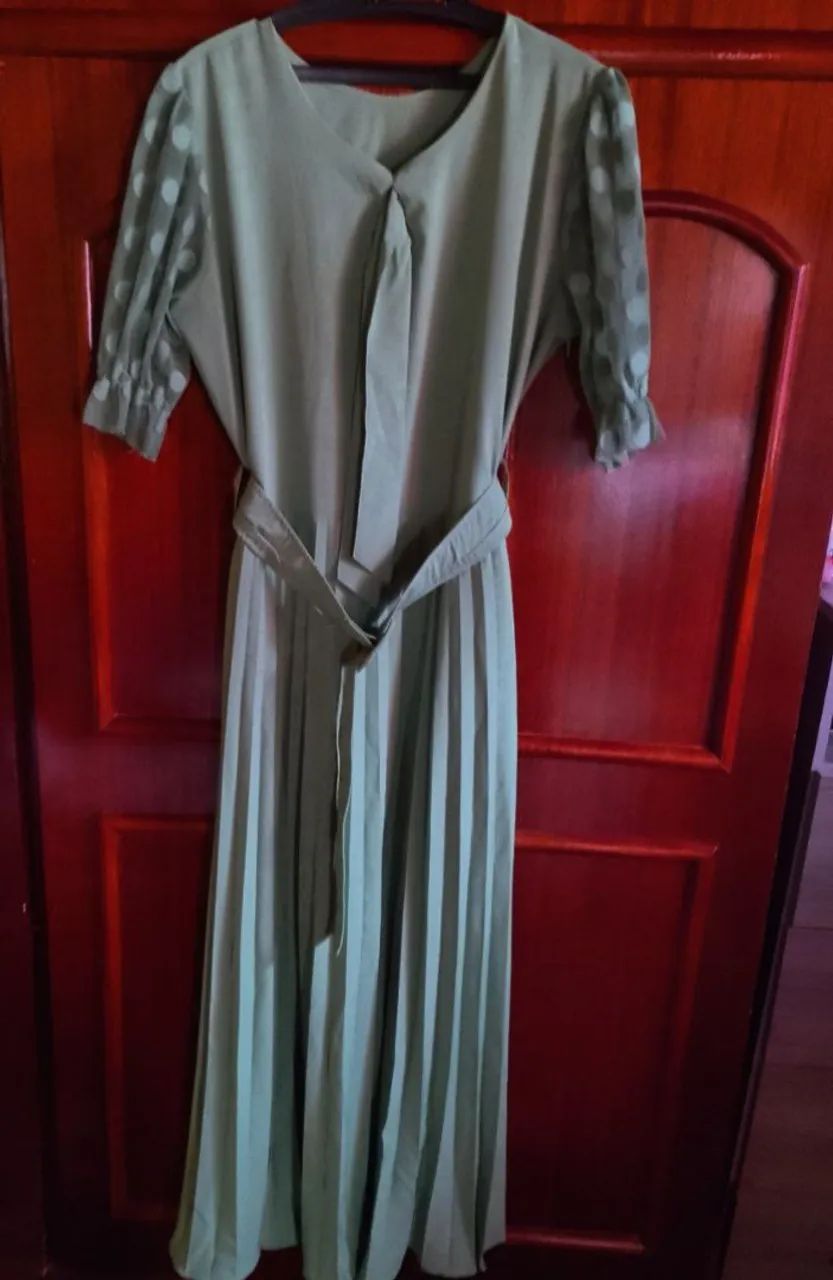 Vestido evangélico cor oliva