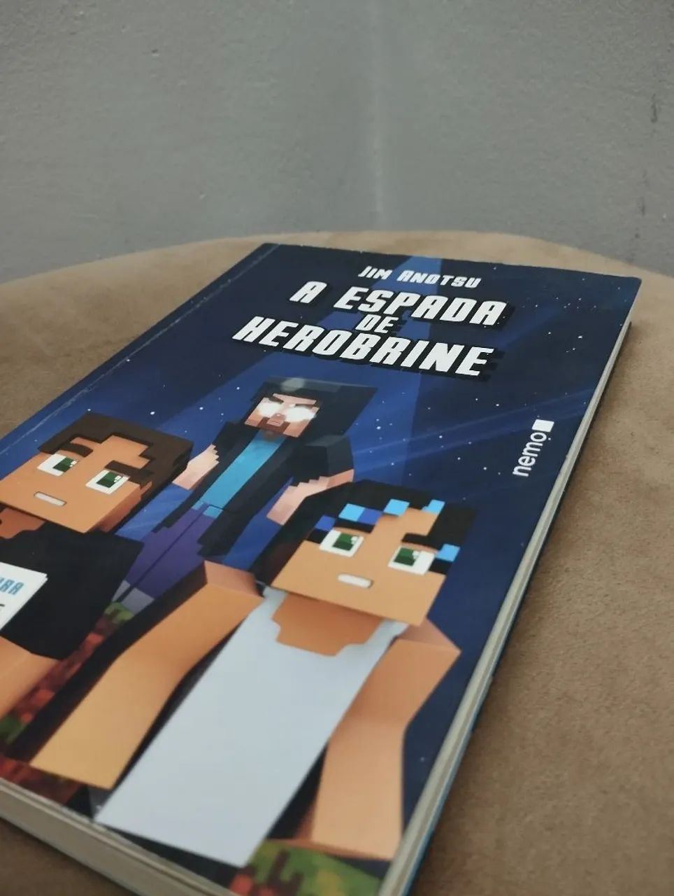 Livro A espada de Herobrine  - Foto 2