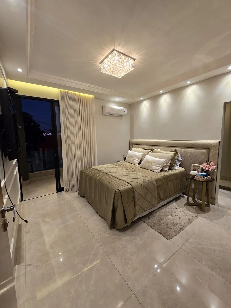 Vende-se Sobrado de Três quartos sendo uma suíte - Foto 5