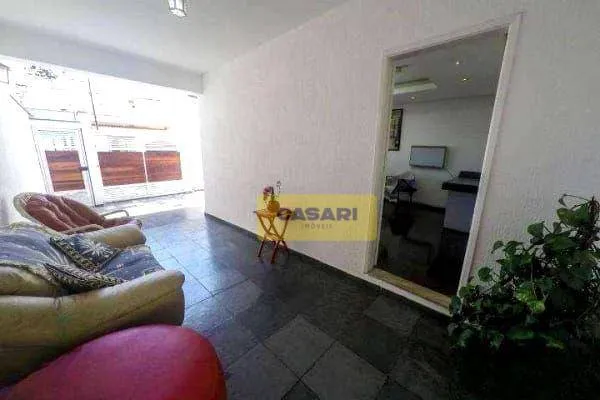 Sobrado com 4 dormitórios para alugar, 168 m² - Vila Assunção - Santo André/SP