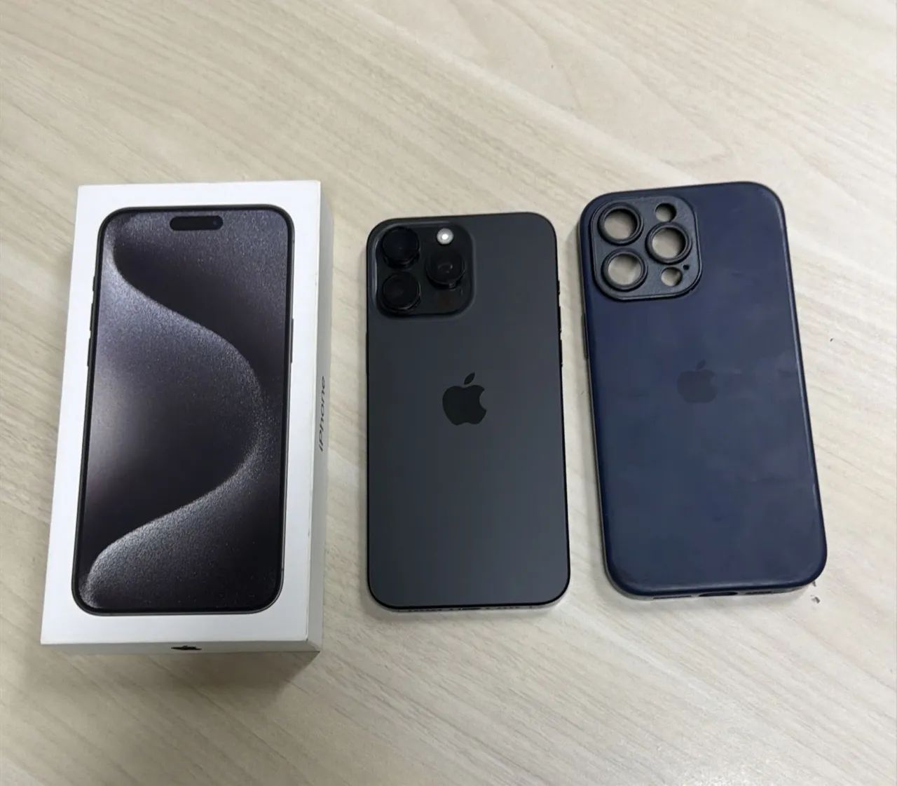 IPHONE 15 PROMAX 256 GB - bateria 100% - Celulares e Smartphones