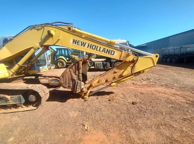 Escavadeira New rolland 2014 - Foto 4