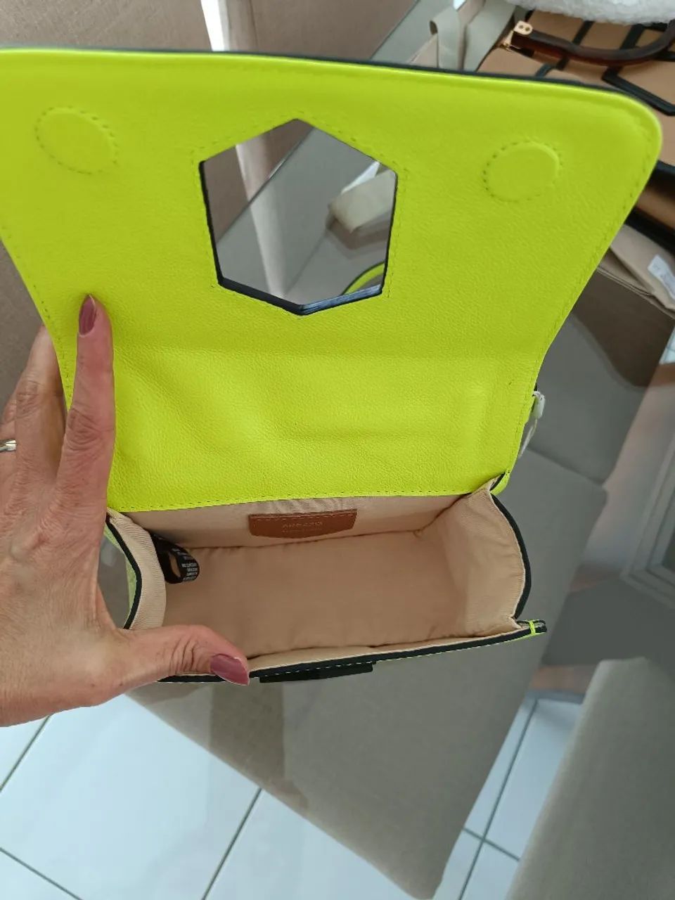Bolsa de Ombro em Couro Python Verde Arezzo Neon - Foto 4