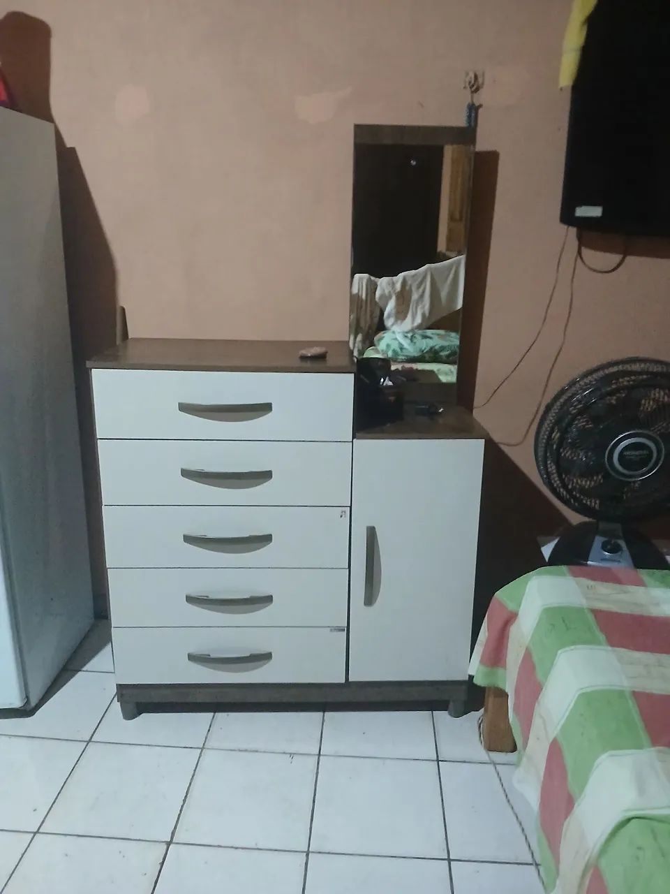 Penteadeira com Espelho e 5 Gavetas