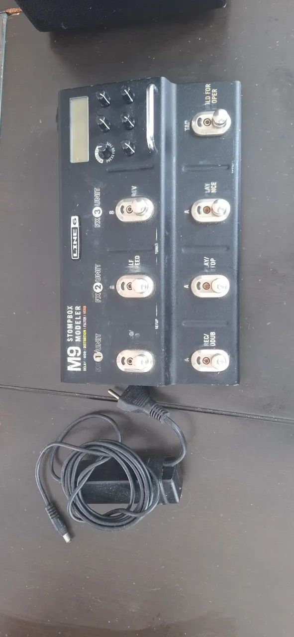 Pedaleira line6 M9