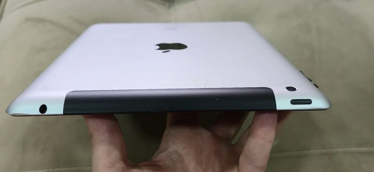 Apple iPad 3ª Geração A1430 64gb Wi-fi - Tablets e E-Readers