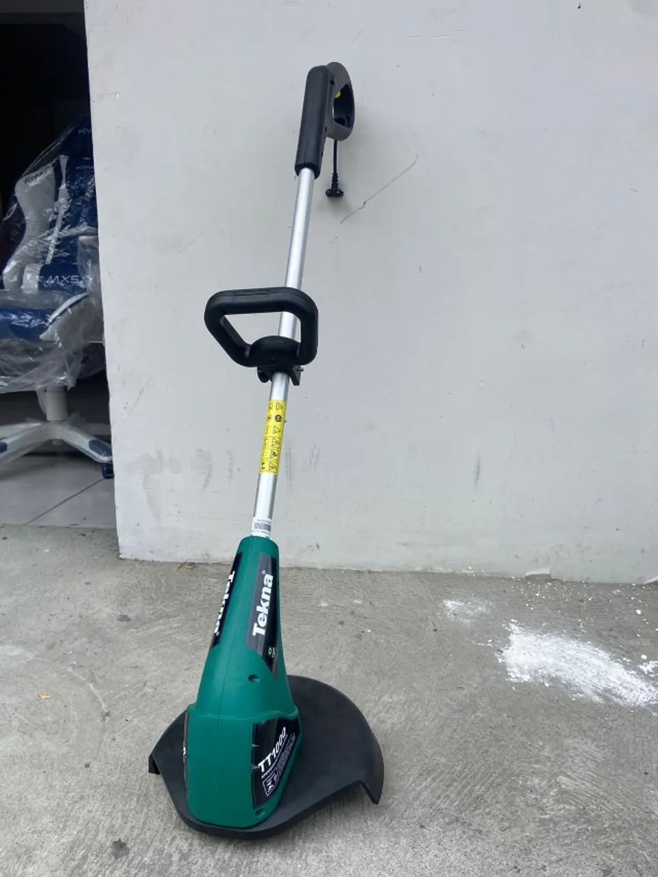 APARADOR DE GRAMA 900W NOVA COM SUPER PROMOÇÃO - Foto 2
