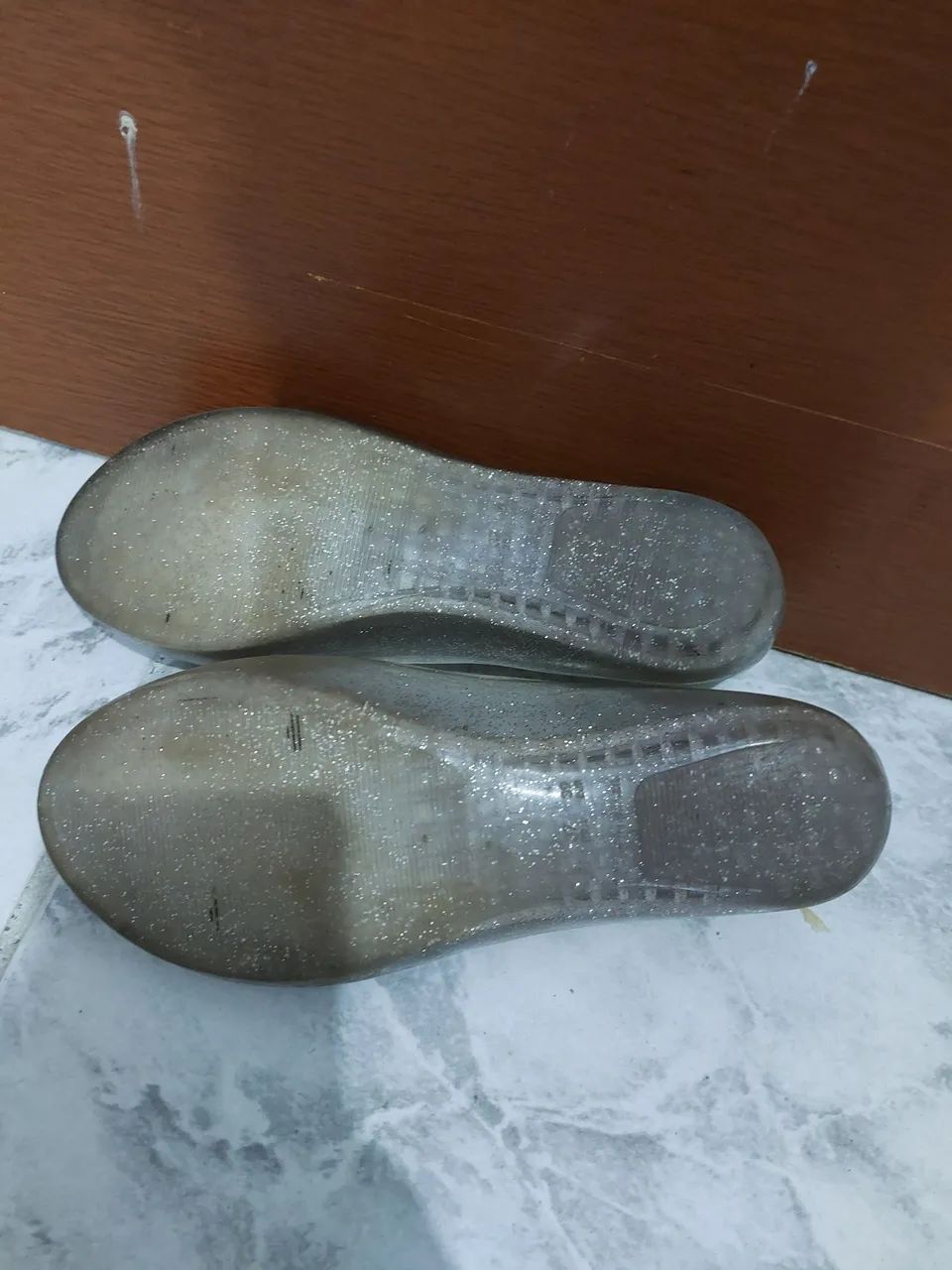Sapatilha prateada tamanho 37 - Foto 2