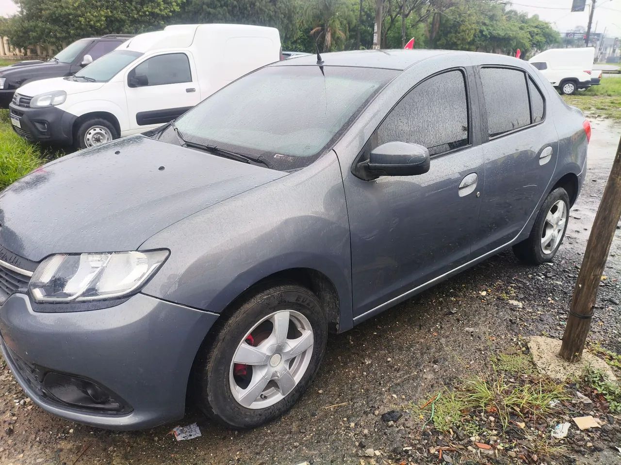 Renault Logan Expression Hi-flex 1.6 8V 4P 2014 - Foto 2