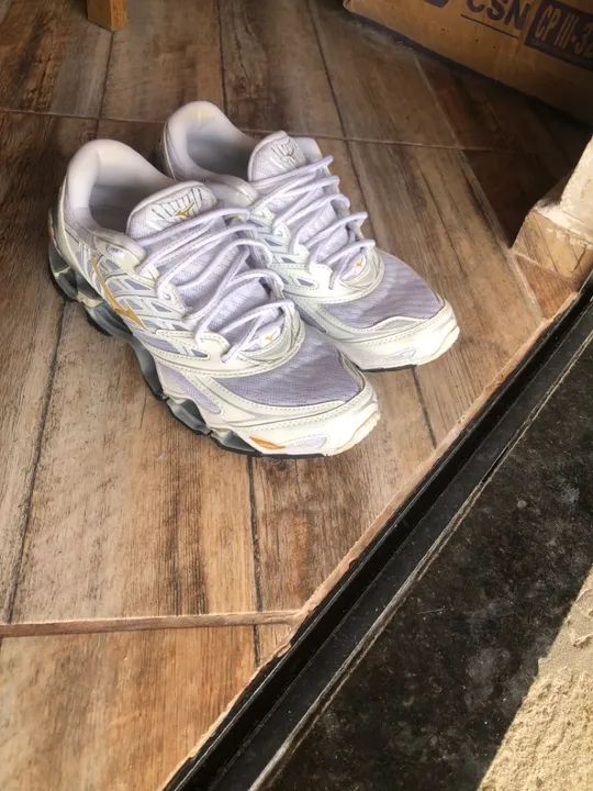 Tênis Mizuno Wave Rider Branco