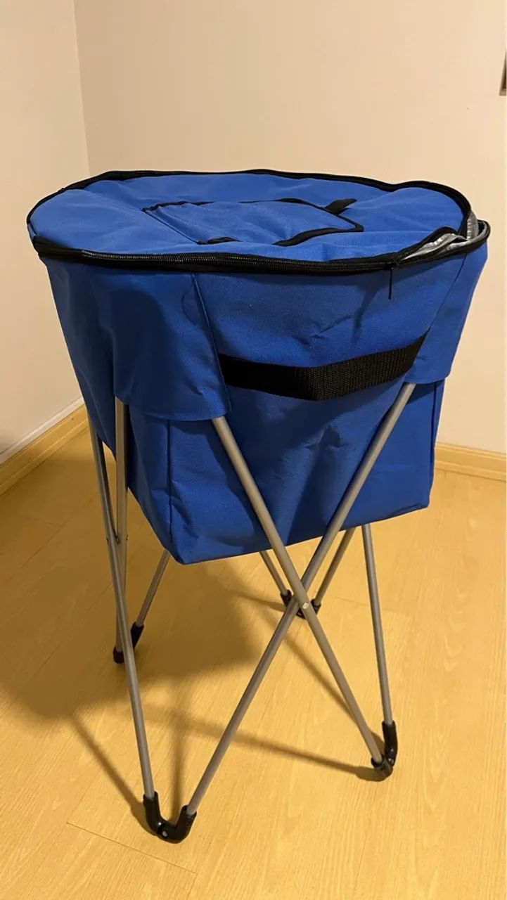 Bolsa térmica dobrável com suporte (Cooler) 62 Litros - Foto 4