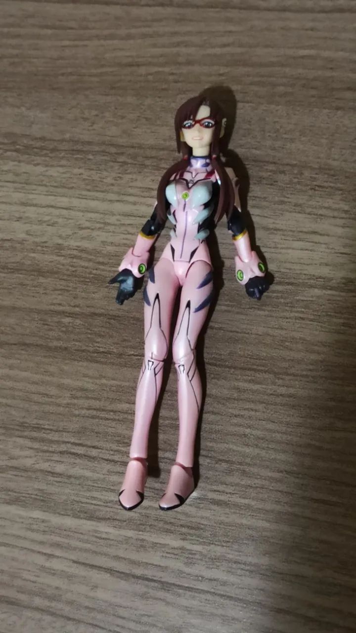 Boneca Action Figure Fraulein Revoltech Mari Makinami Illustrious Evangelion